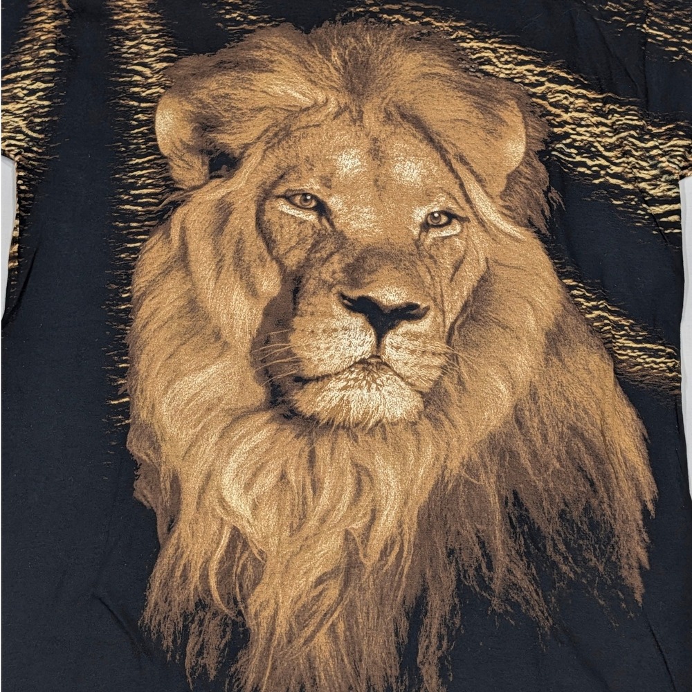 Radical Nature Men's Lion Graphic T-Shirt Black Large Made in USA Vintage Style